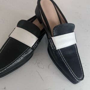 Vero Cuoio Black and White Women's Leather Slides